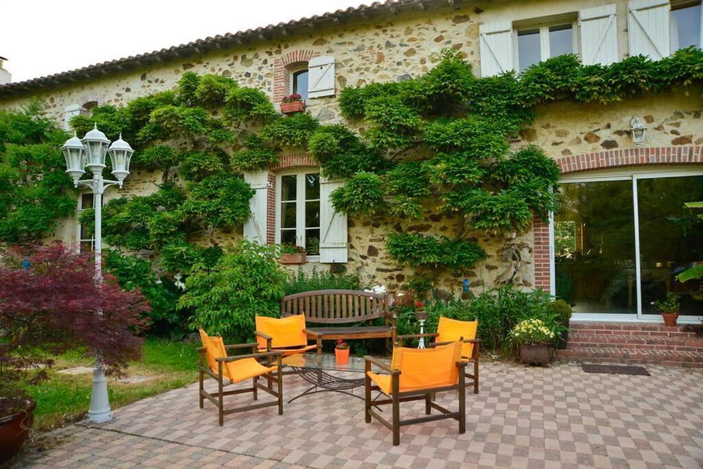 La Frapperie Bed and Breakfast La Pommeraie-sur-Sèvre Buitenkant foto